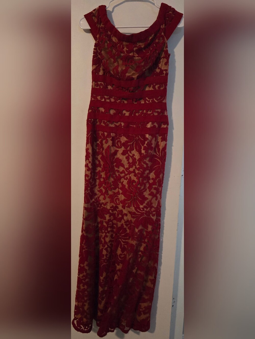 Tadashi Shoji Red and Nude Floral Lace Evening Gown